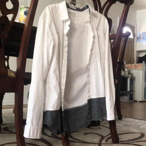 Button up shirt - Picture 1 of 5